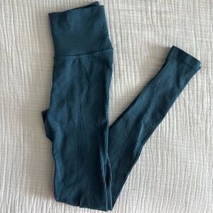 lululemon athletica Deep Blue Leggings size 4